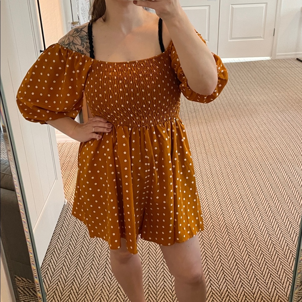Smocked Polka Dot Romper Size M - Picture 2 of 8